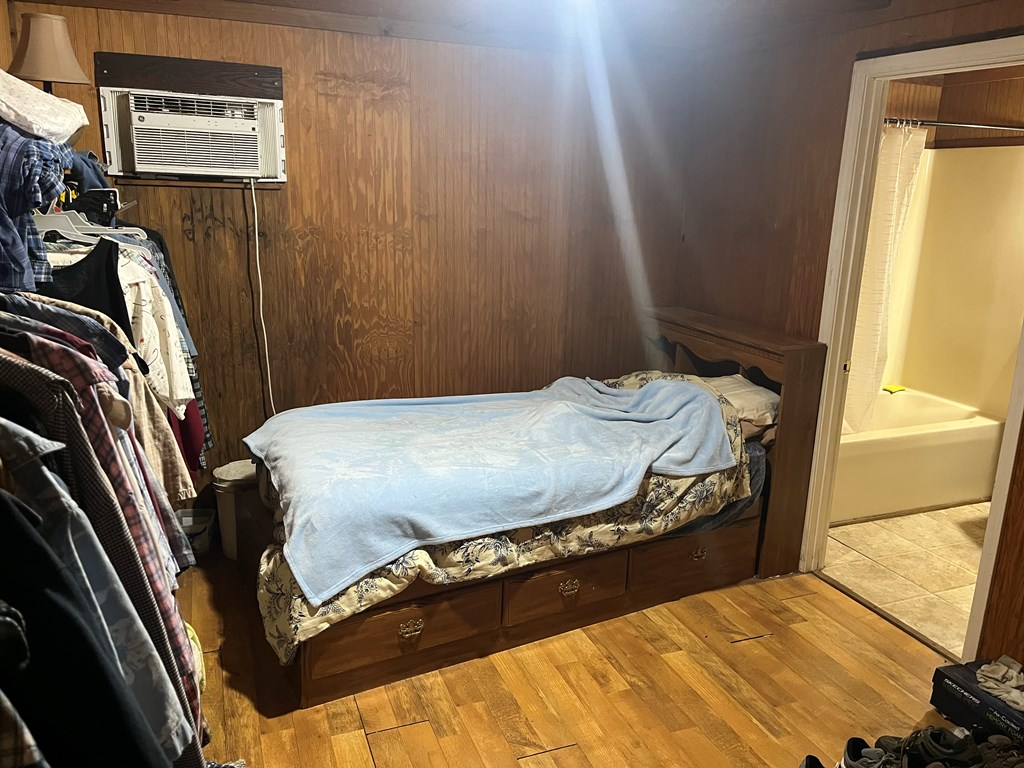 1002 Doc Darbyshire Road, Norman Park, Georgia 31771, 6 Bedrooms Bedrooms, ,6 BathroomsBathrooms,Multi-unit,For Sale,Doc Darbyshire Road,915700