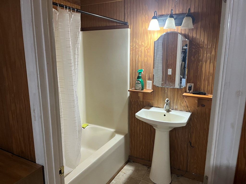 1002 Doc Darbyshire Road, Norman Park, Georgia 31771, 6 Bedrooms Bedrooms, ,6 BathroomsBathrooms,Multi-unit,For Sale,Doc Darbyshire Road,915700