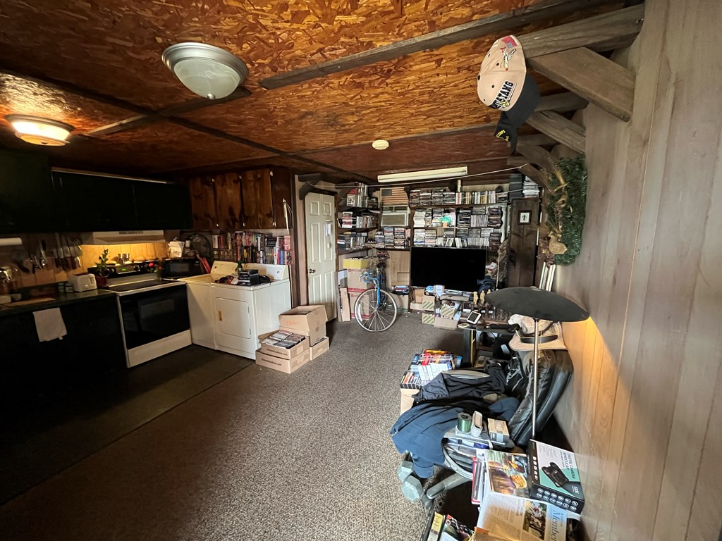 1002 Doc Darbyshire Road, Norman Park, Georgia 31771, 6 Bedrooms Bedrooms, ,6 BathroomsBathrooms,Multi-unit,For Sale,Doc Darbyshire Road,915700