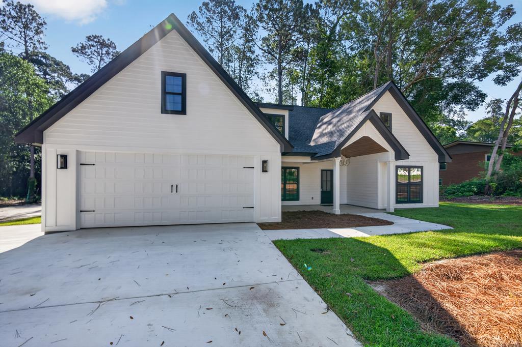 1315 4th Street SW, Moultrie, Georgia 31768, 3 Bedrooms Bedrooms, ,2 BathroomsBathrooms,Single Family,For Sale,4th Street SW,915744 1315 4th Street SW, Moultrie, Georgia 31768, 3 Bedrooms Bedrooms, ,2 BathroomsBathrooms,Single Family,For Sale,4th Street SW,915744