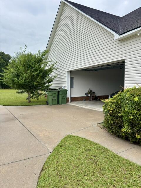 197 Chinaberry Lane, Moultrie, Georgia 31788, 3 Bedrooms Bedrooms, ,2 BathroomsBathrooms,Single Family,For Sale,Chinaberry Lane,915932 197 Chinaberry Lane, Moultrie, Georgia 31788, 3 Bedrooms Bedrooms, ,2 BathroomsBathrooms,Single Family,For Sale,Chinaberry Lane,915932