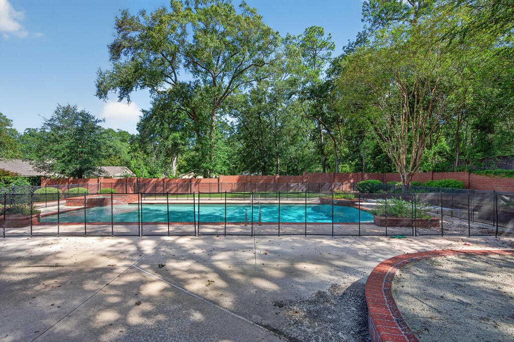 20 Oak Lane, Moultrie, Georgia 31768, 4 Bedrooms Bedrooms, ,4 BathroomsBathrooms,Single Family,For Sale,Oak Lane,915952