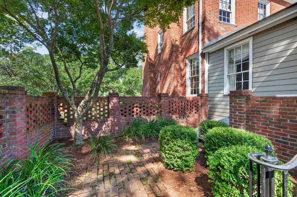 20 Oak Lane, Moultrie, Georgia 31768, 4 Bedrooms Bedrooms, ,4 BathroomsBathrooms,Single Family,For Sale,Oak Lane,915952