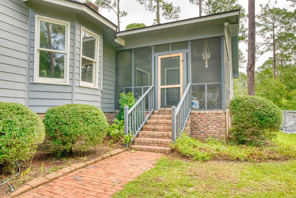 100 Wacamaw Road, Moultrie, Georgia 31788, 4 Bedrooms Bedrooms, ,3 BathroomsBathrooms,Single Family,For Sale,Wacamaw Road,913110