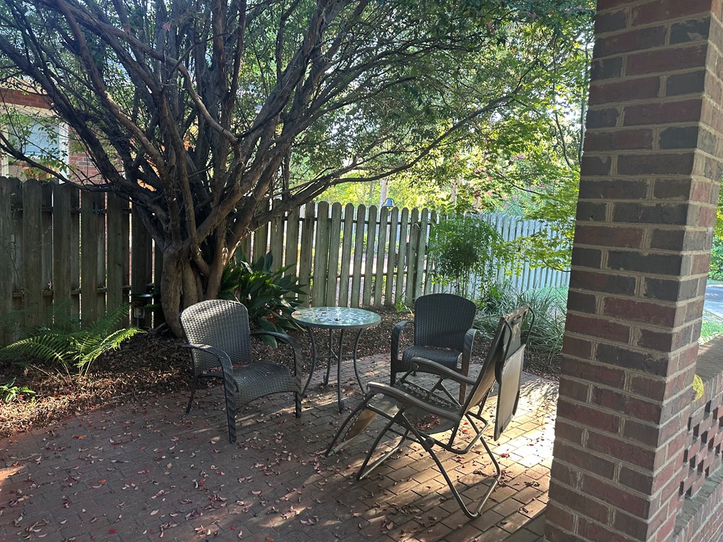 1546 Ivy lane, Moultrie, Georgia 31768, 2 Bedrooms Bedrooms, ,2 BathroomsBathrooms,Townhome,For Sale,Ivy lane,913379