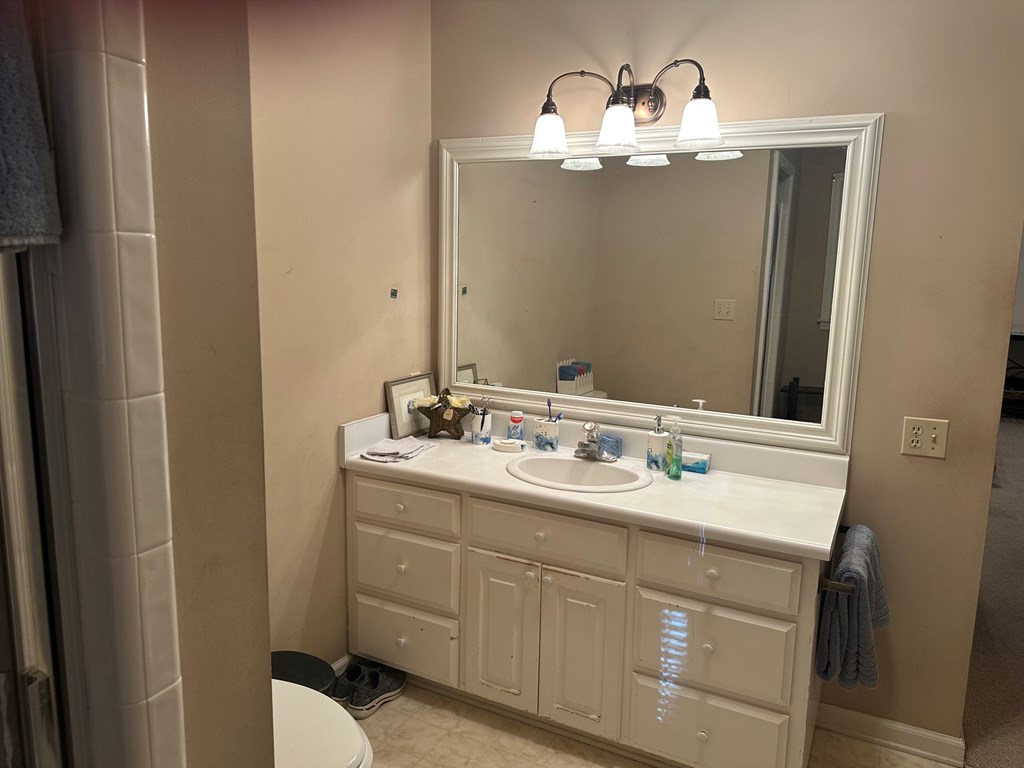 1546 Ivy lane, Moultrie, Georgia 31768, 2 Bedrooms Bedrooms, ,2 BathroomsBathrooms,Townhome,For Sale,Ivy lane,913379
