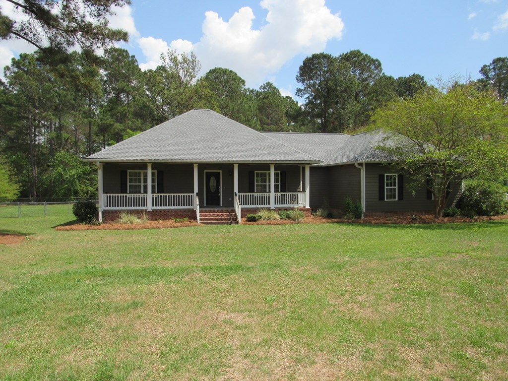 150 Friendship Trail, Moultrie, Georgia 31788, 4 Bedrooms Bedrooms, ,2 BathroomsBathrooms,Single Family,For Sale,Friendship Trail,915637