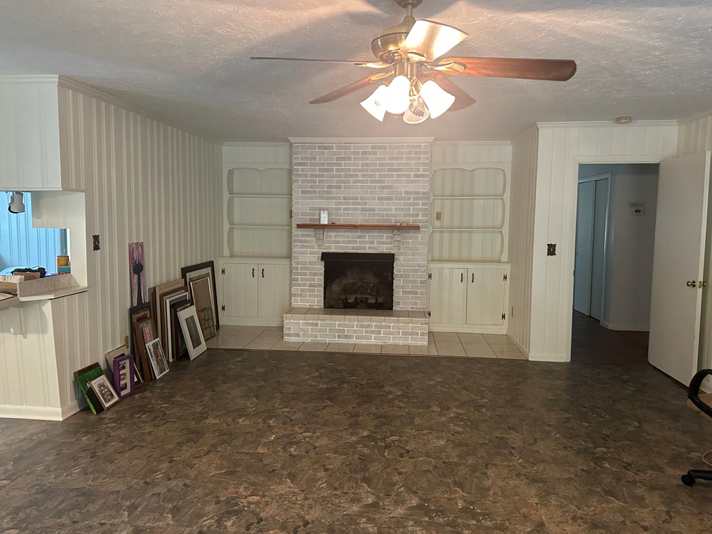 1701 10th Street SE, Moultrie, Georgia 31768, 3 Bedrooms Bedrooms, ,2 BathroomsBathrooms,Single Family,For Sale,10th Street SE,913411 1701 10th Street SE, Moultrie, Georgia 31768, 3 Bedrooms Bedrooms, ,2 BathroomsBathrooms,Single Family,For Sale,10th Street SE,913411