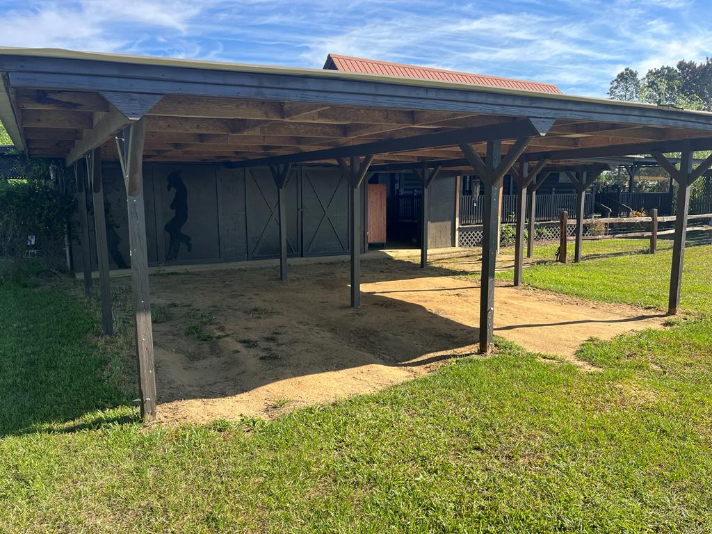 1002 Doc Darbyshire Rd, Norman Park, Georgia 31771, ,Residential,For Sale,Doc Darbyshire Rd,915696