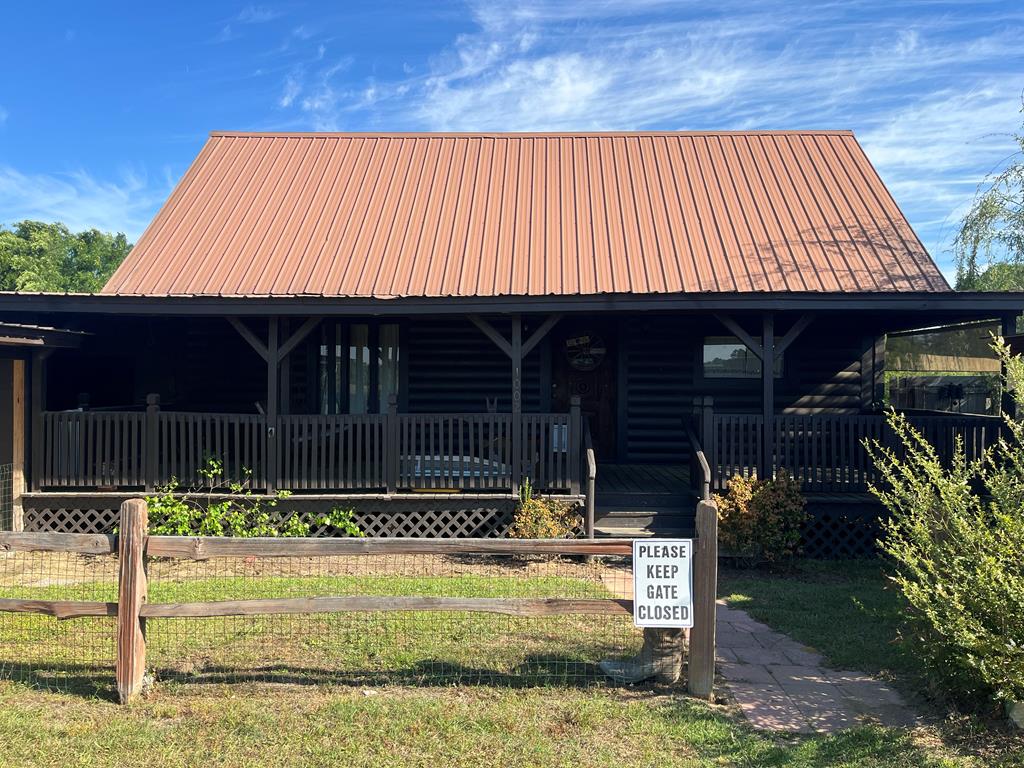 1002 Doc Darbyshire Rd, Norman Park, Georgia 31771, ,Residential,For Sale,Doc Darbyshire Rd,915696